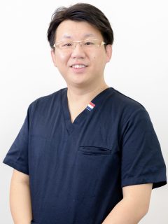 細田歯科医院 理事長 歯科医師 中原 維浩